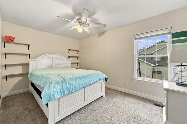 2807 Alexandria Court, Uniontown, OH 44685