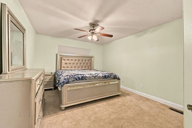 2807 Alexandria Court, Uniontown, OH 44685