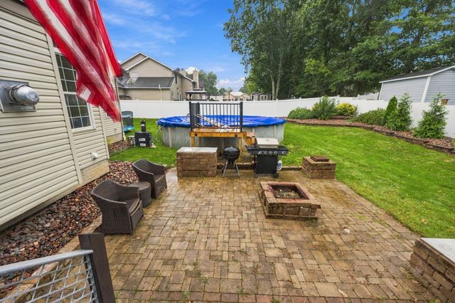 2807 Alexandria Court, Uniontown, OH 44685
