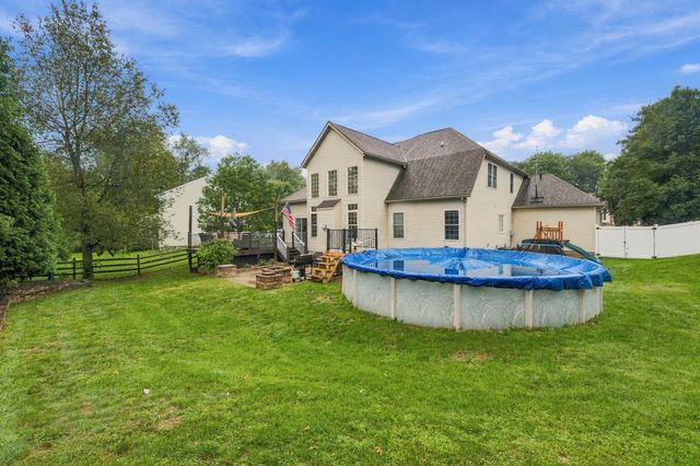2807 Alexandria Court, Uniontown, OH 44685