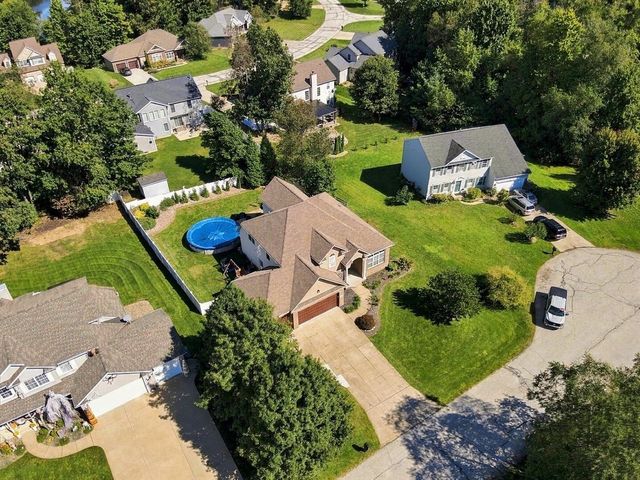 2807 Alexandria Court, Uniontown, OH 44685