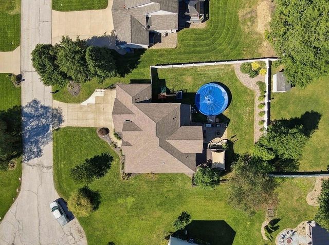 2807 Alexandria Court, Uniontown, OH 44685