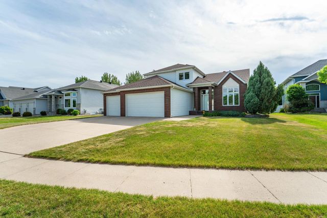 3104 31st Street S, Fargo, ND 58103
