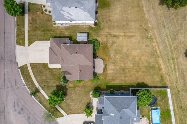 3104 31st Street S, Fargo, ND 58103