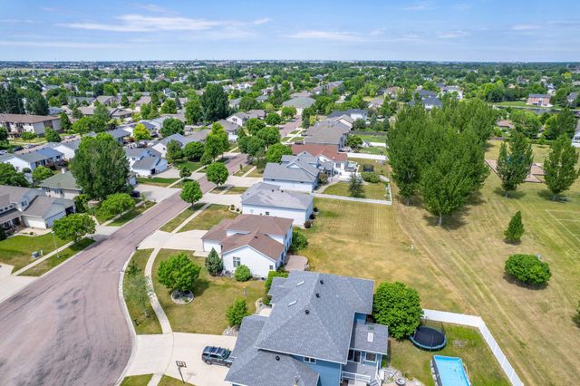 3104 31st Street S, Fargo, ND 58103