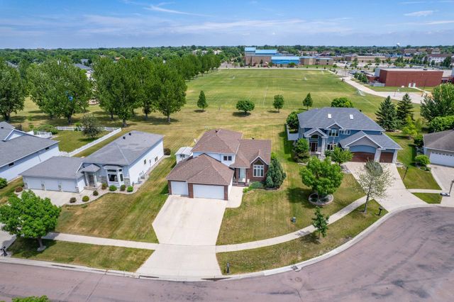 3104 31st Street S, Fargo, ND 58103