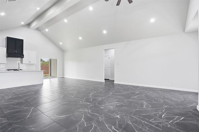 544 Highview Court, Godley, TX 76044
