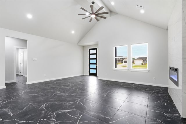 544 Highview Court, Godley, TX 76044