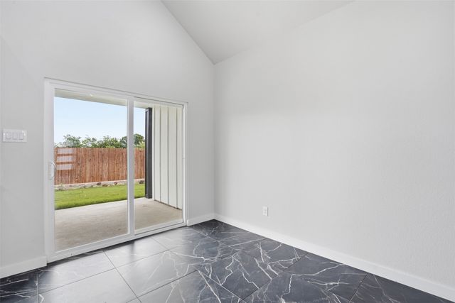 544 Highview Court, Godley, TX 76044