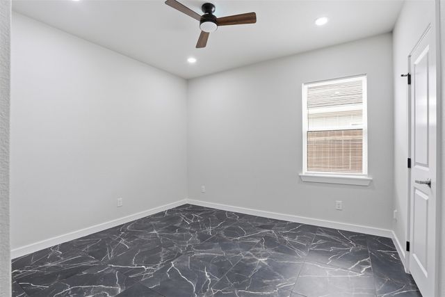 544 Highview Court, Godley, TX 76044