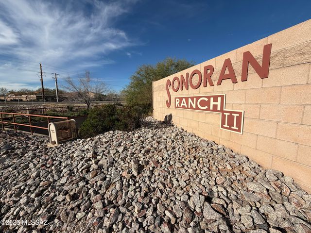 8536 W Amazilia Place, Tucson, AZ 85757