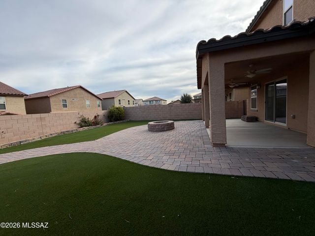 8536 W Amazilia Place, Tucson, AZ 85757