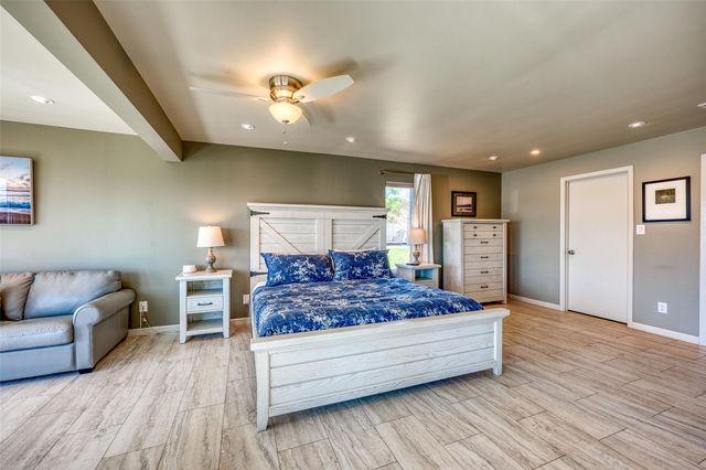 600 Deep Cove DR, Granite Shoals, TX 78654