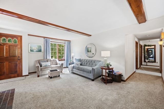 310 Briarwood Avenue, Southbridge, MA 01550