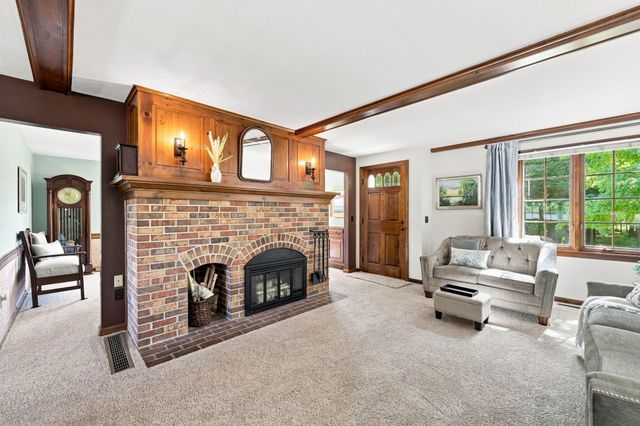 310 Briarwood Avenue, Southbridge, MA 01550