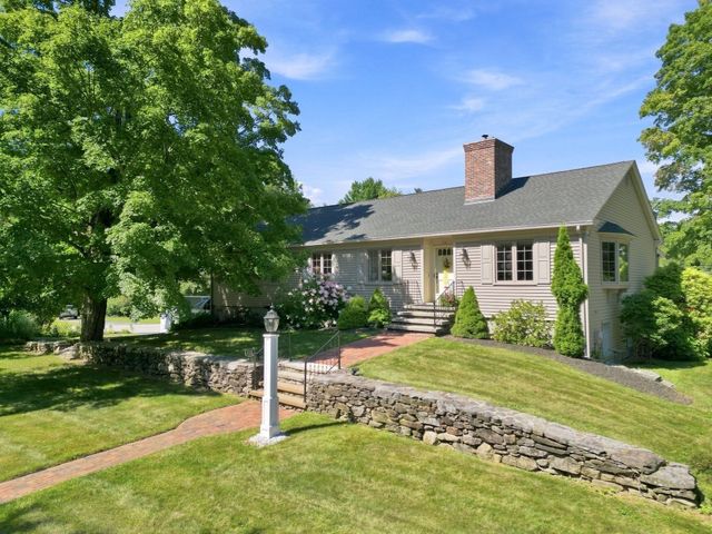 310 Briarwood Avenue, Southbridge, MA 01550