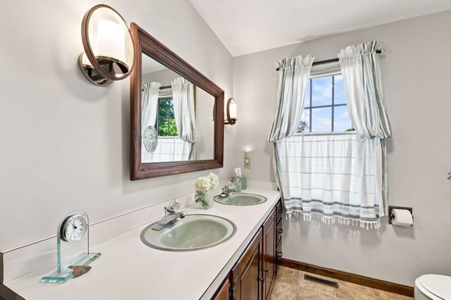 310 Briarwood Avenue, Southbridge, MA 01550