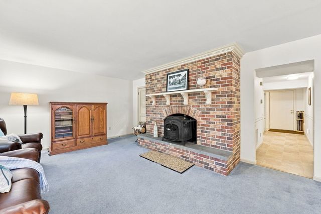 310 Briarwood Avenue, Southbridge, MA 01550