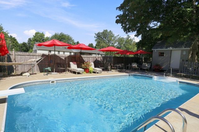 310 Briarwood Avenue, Southbridge, MA 01550
