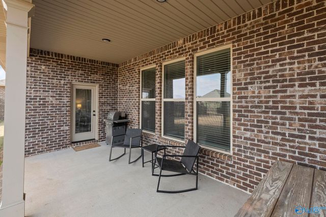 139 Midpark Drive, Meridianville, AL 35759