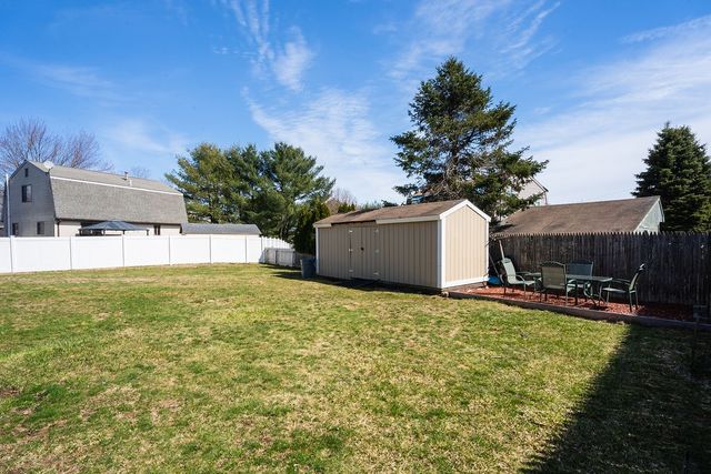 6 Quill Drive, West Warwick, RI 02893