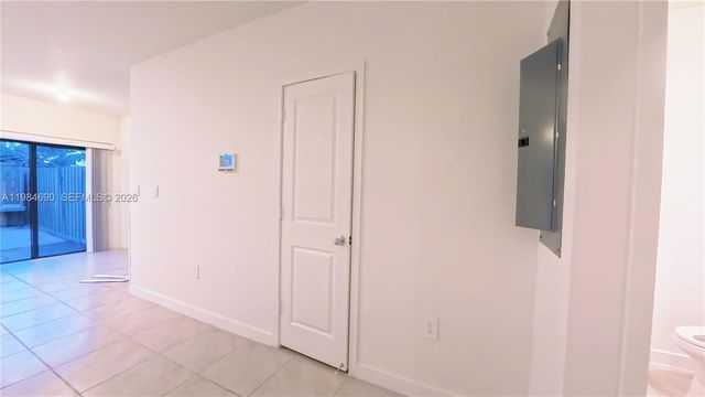 1220 NE 5th Ct, Florida City, FL 33034