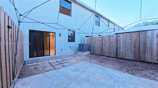 1220 NE 5th Ct, Florida City, FL 33034