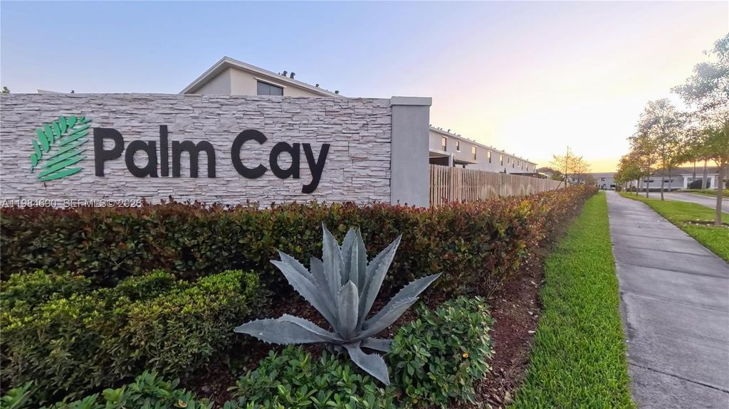 1220 NE 5th Ct, Florida City, FL 33034