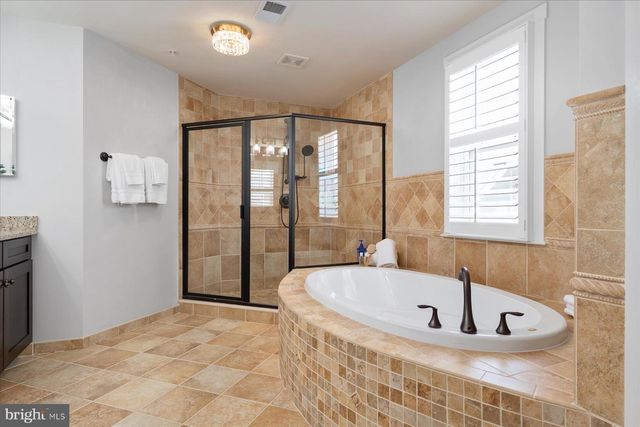 820 BAY RIDGE AVE, Annapolis, MD 21403
