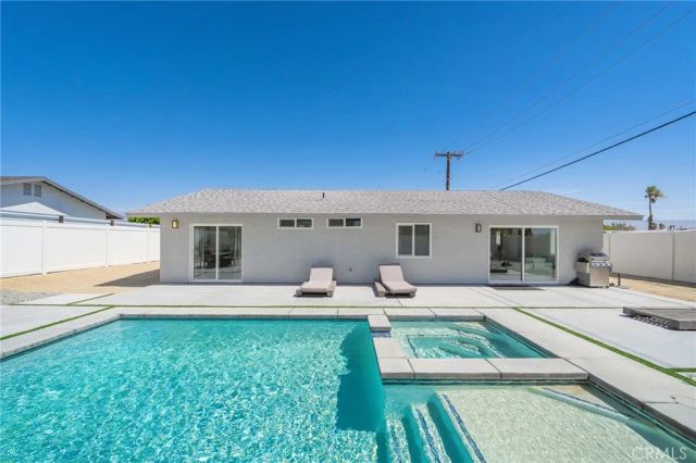 373 W Avenida Cerca, Palm Springs, CA 92262
