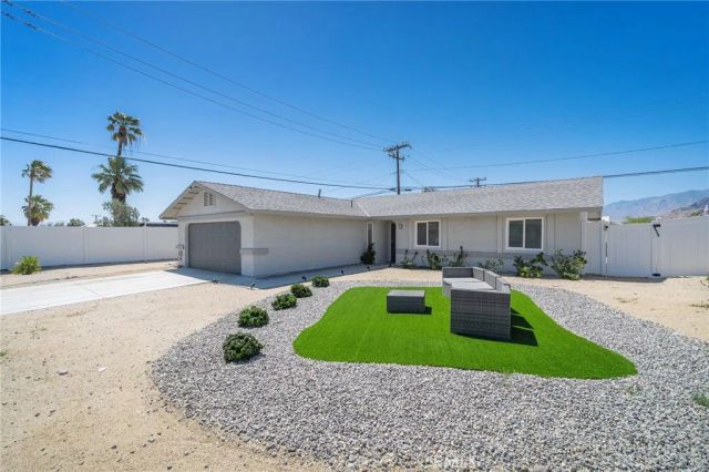 373 W Avenida Cerca, Palm Springs, CA 92262