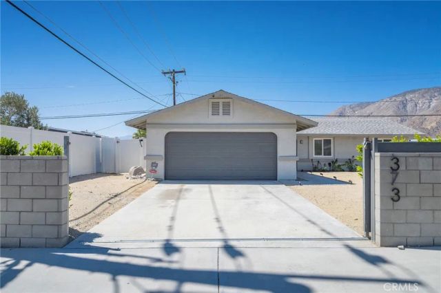 373 W Avenida Cerca, Palm Springs, CA 92262