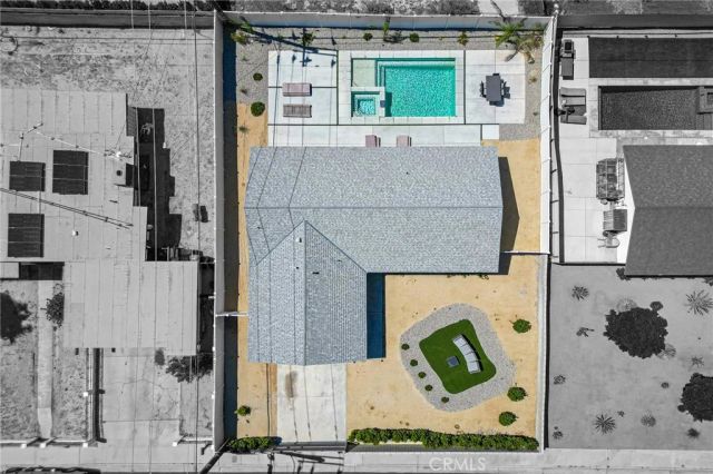373 W Avenida Cerca, Palm Springs, CA 92262