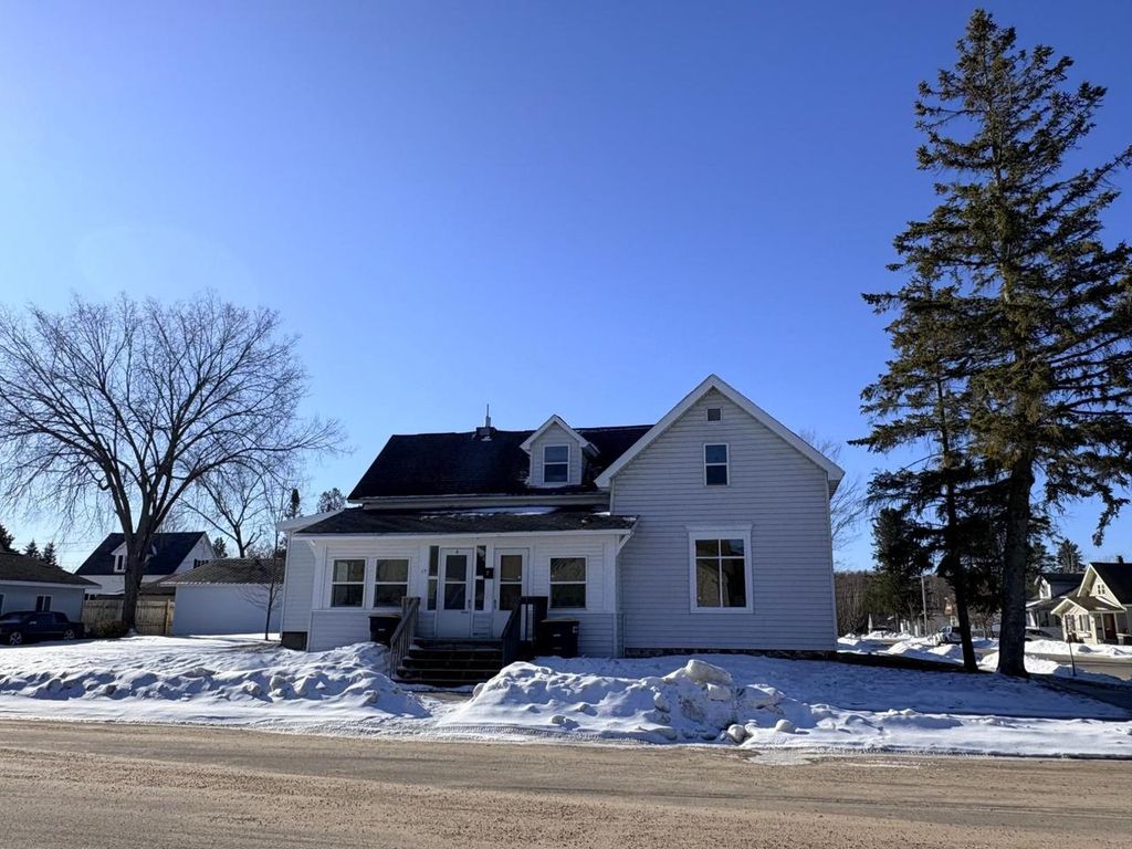 17 W Prospect Street, Rhinelander, WI 54501