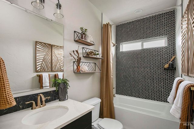 11458 W Tutor St, Nampa, ID 83651