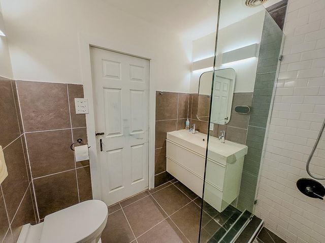 1120 Mark ST, Austin, TX 78721