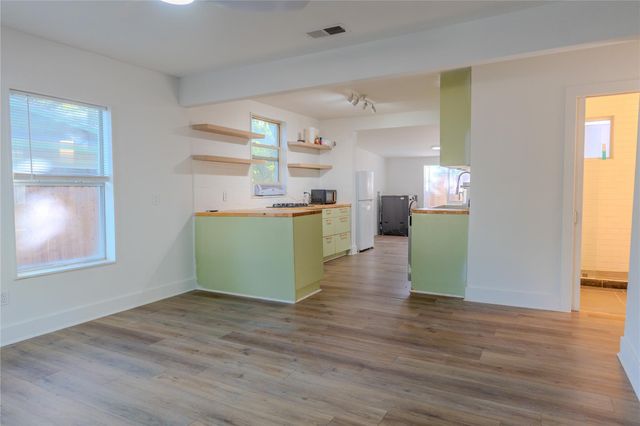 1120 Mark ST, Austin, TX 78721