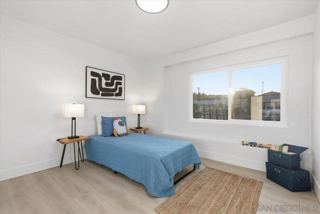 517 Worthington St, Spring Valley, CA 91977