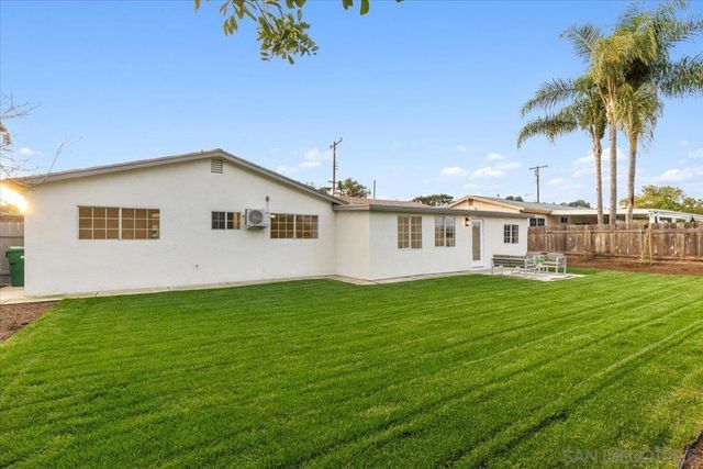 517 Worthington St, Spring Valley, CA 91977