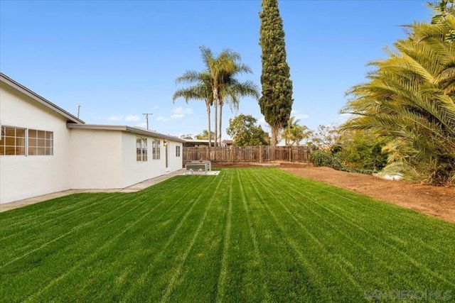 517 Worthington St, Spring Valley, CA 91977