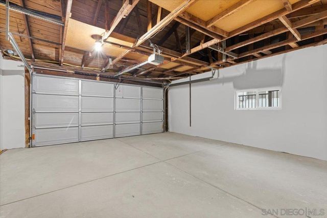 517 Worthington St, Spring Valley, CA 91977