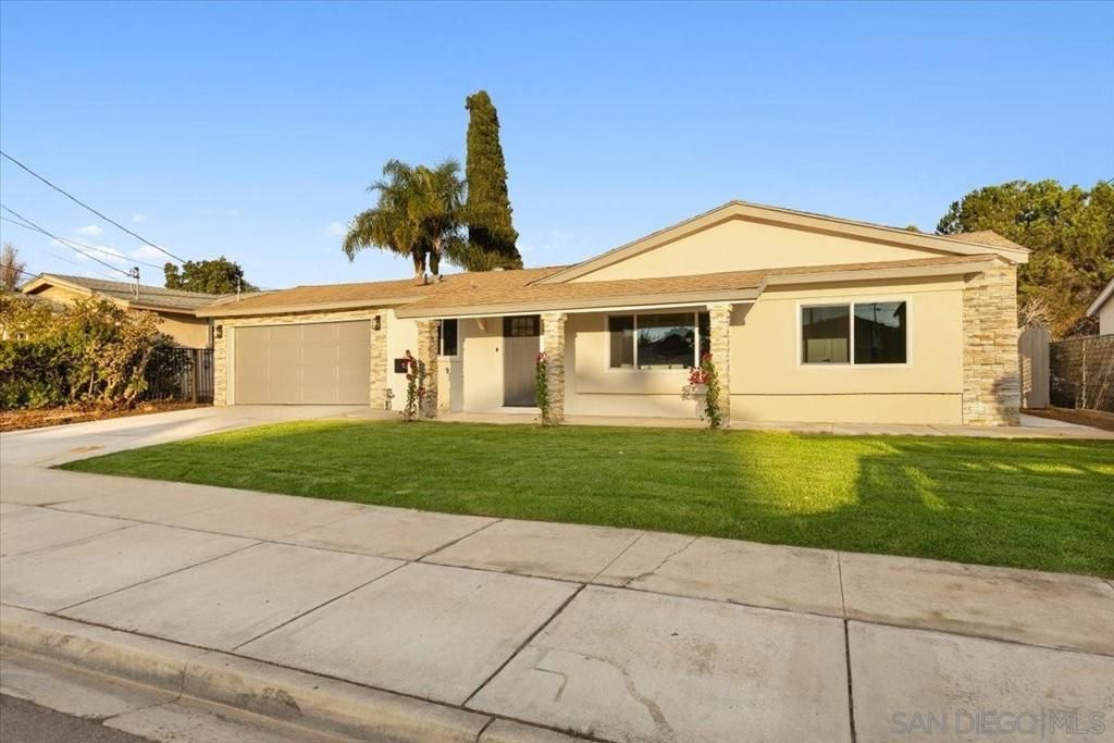 517 Worthington St, Spring Valley, CA 91977