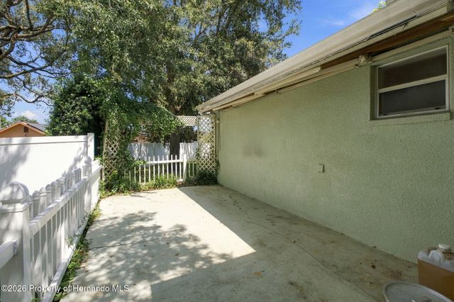 7195 Toledo Road, Spring Hill, FL 34606