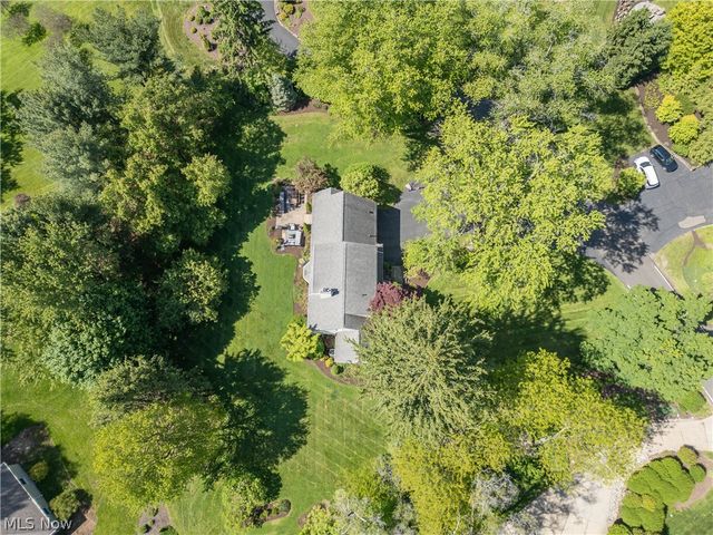 2810 Brentwood Close Street NW, Canton, OH 44708