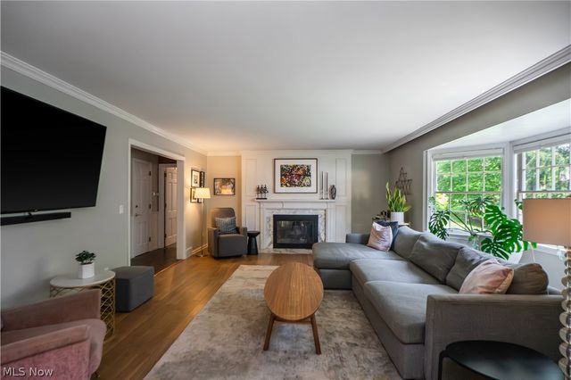 2810 Brentwood Close Street NW, Canton, OH 44708
