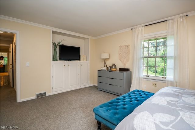 2810 Brentwood Close Street NW, Canton, OH 44708