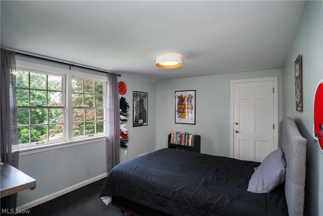 2810 Brentwood Close Street NW, Canton, OH 44708