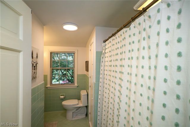 2810 Brentwood Close Street NW, Canton, OH 44708