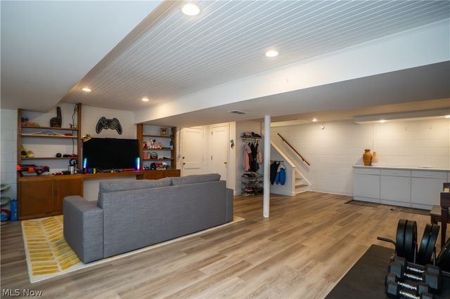 2810 Brentwood Close Street NW, Canton, OH 44708