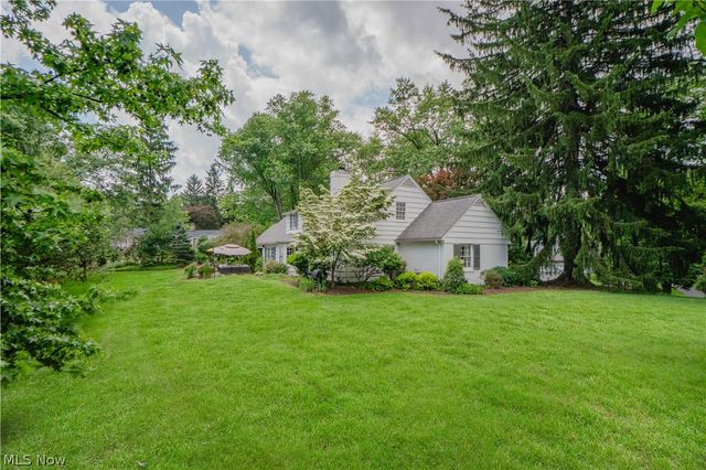 2810 Brentwood Close Street NW, Canton, OH 44708